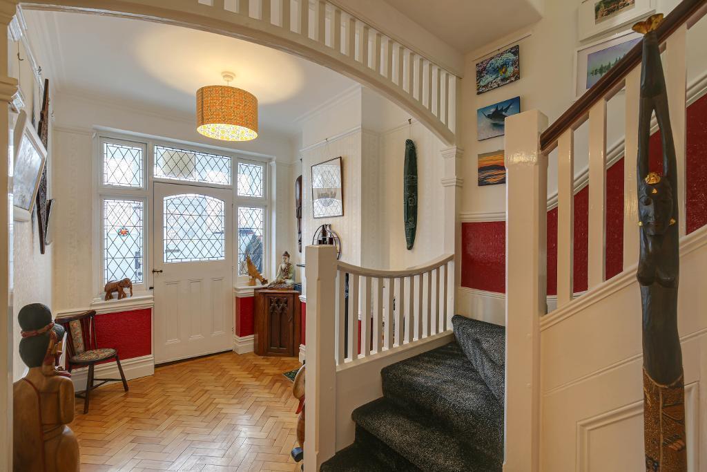 Additional property image - Heathhurst Road, South Croydon, Surrey, CR2 0BA