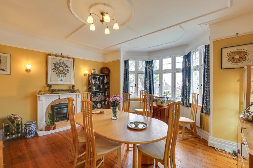 Additional property image - Heathhurst Road, South Croydon, Surrey, CR2 0BA