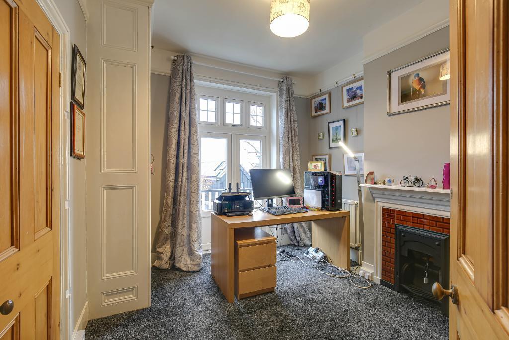 Additional property image - Heathhurst Road, South Croydon, Surrey, CR2 0BA