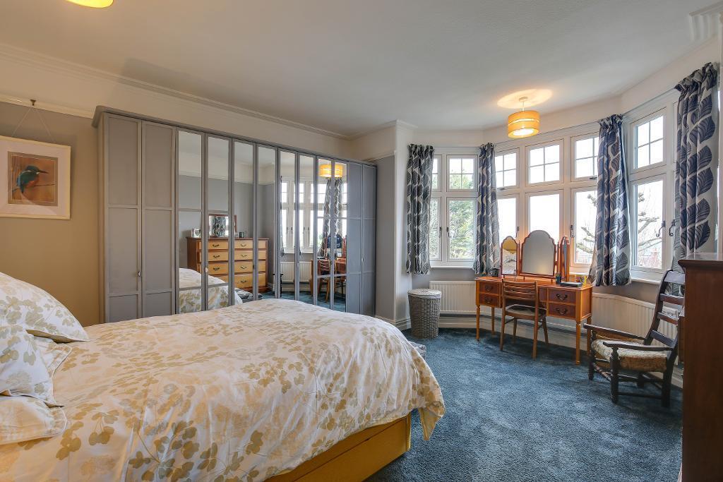Additional property image - Heathhurst Road, South Croydon, Surrey, CR2 0BA