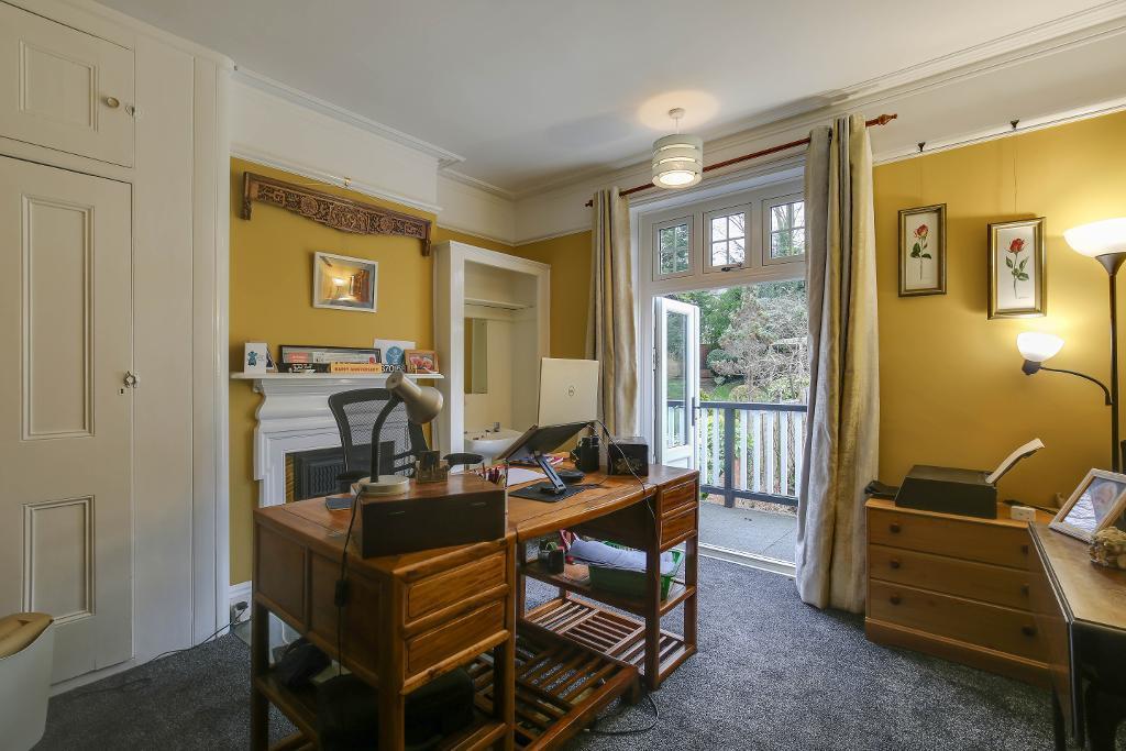 Additional property image - Heathhurst Road, South Croydon, Surrey, CR2 0BA