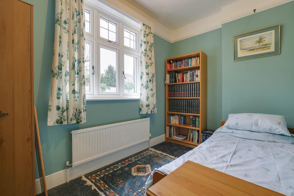 Additional property image - Heathhurst Road, South Croydon, Surrey, CR2 0BA