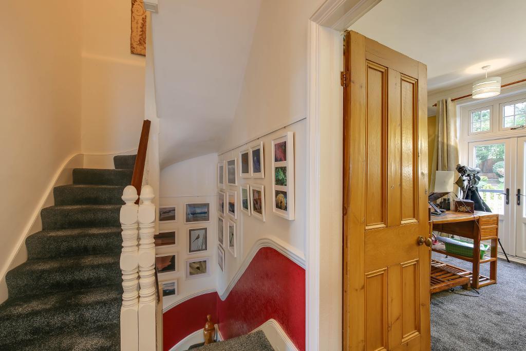 Additional property image - Heathhurst Road, South Croydon, Surrey, CR2 0BA