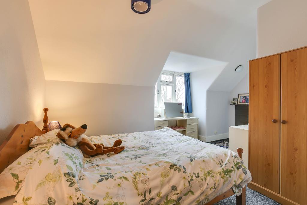 Additional property image - Heathhurst Road, South Croydon, Surrey, CR2 0BA