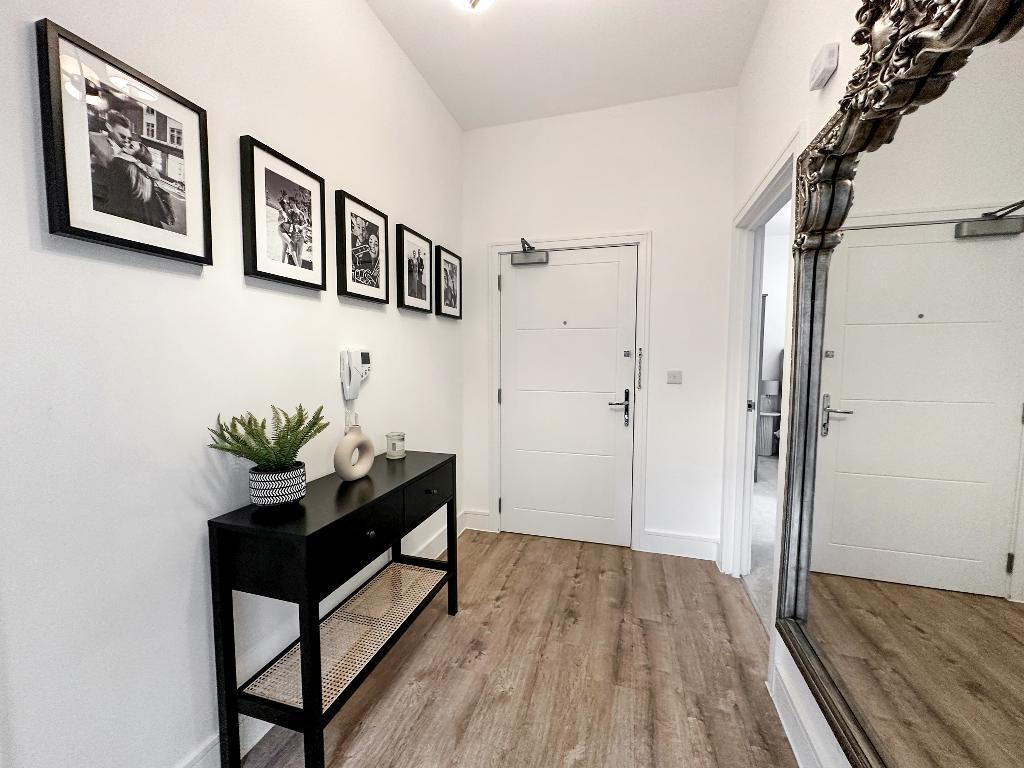 Additional property image - Croham Valley Road, South Croydon, Surrey, CR2 7NA