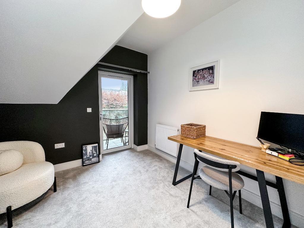 Additional property image - Croham Valley Road, South Croydon, Surrey, CR2 7NA
