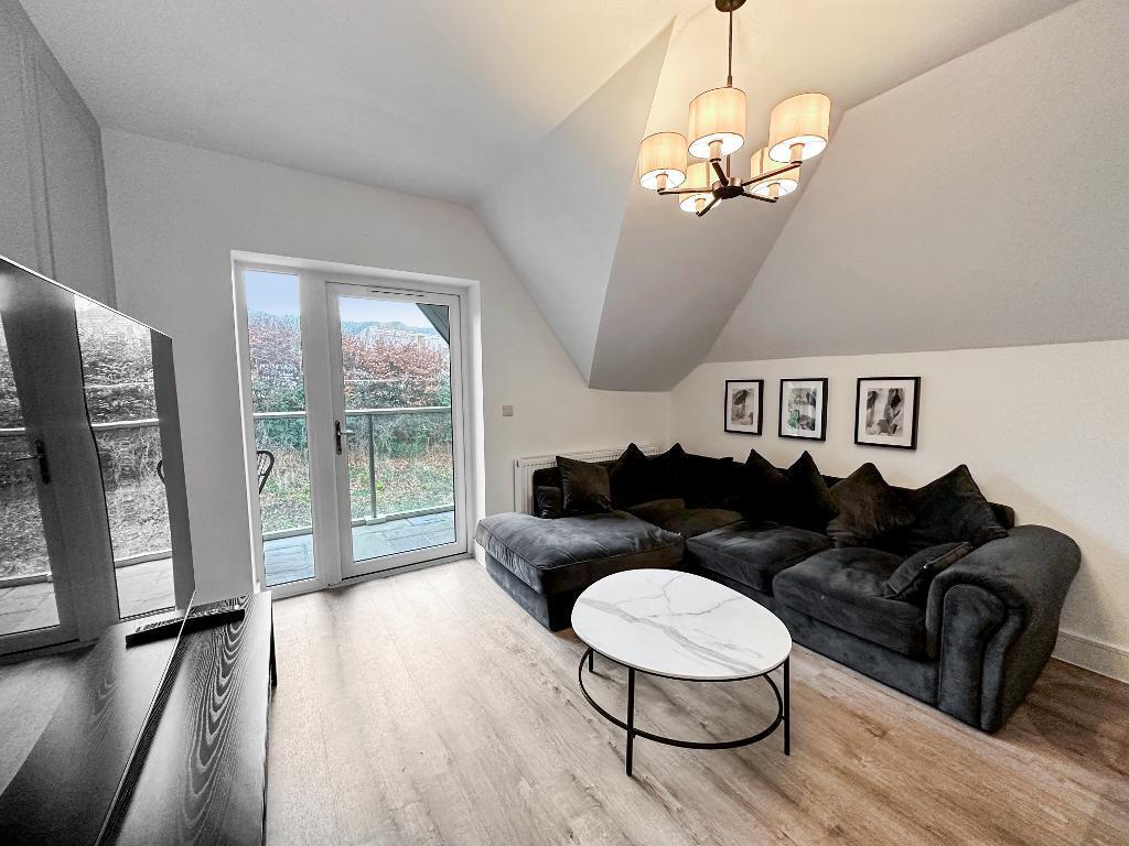 Additional property image - Croham Valley Road, South Croydon, Surrey, CR2 7NA