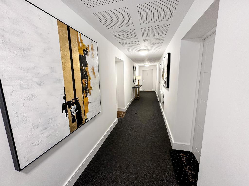 Additional property image - Croham Valley Road, South Croydon, Surrey, CR2 7NA