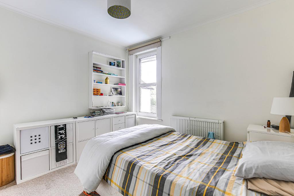 Additional property image - Warren Park, Warlingham, Surrey, CR6 9LD