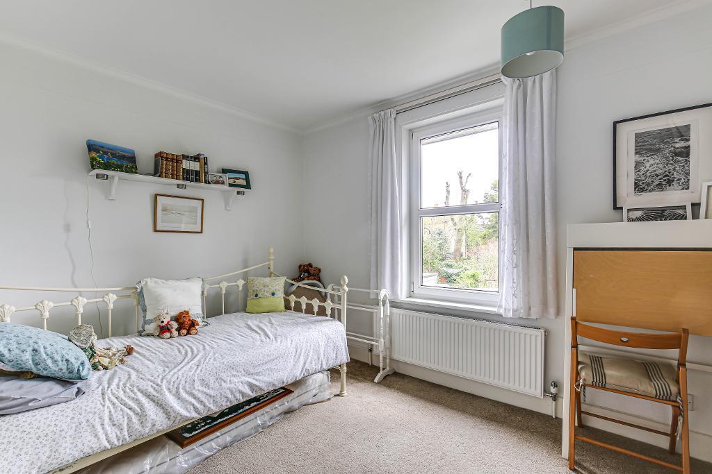 Additional property image - Warren Park, Warlingham, Surrey, CR6 9LD