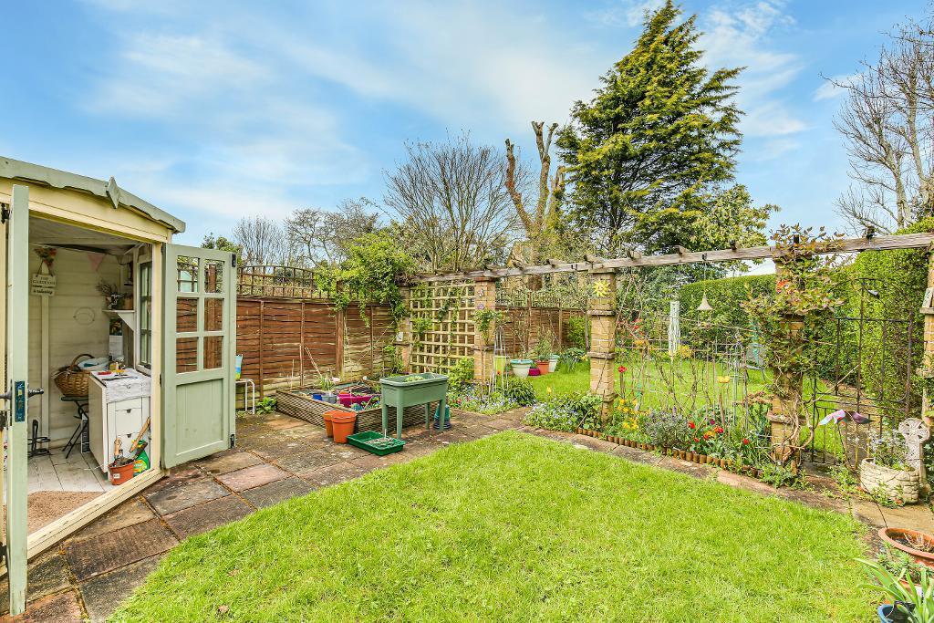 Additional property image - Warren Park, Warlingham, Surrey, CR6 9LD