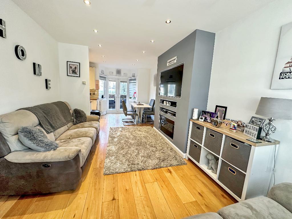 Additional image 12 of Sunnybank, Warlingham, Surrey, CR6 9SS