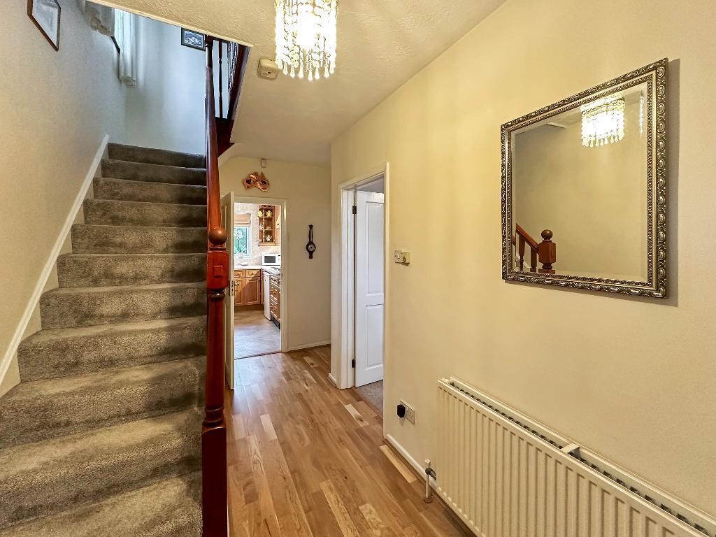 Additional property image - Limpsfield Road, Warlingham, Surrey, CR6 9RJ