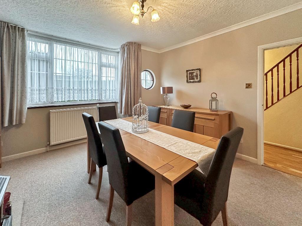 Additional property image - Limpsfield Road, Warlingham, Surrey, CR6 9RJ