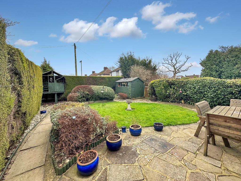 Additional property image - Limpsfield Road, Warlingham, Surrey, CR6 9RJ