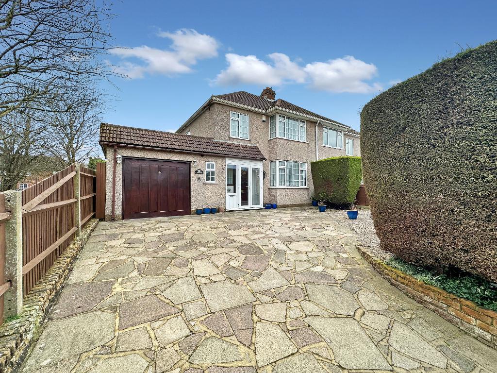 Additional property image - Limpsfield Road, Warlingham, Surrey, CR6 9RJ