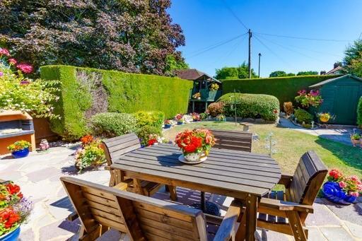 Additional property image - Limpsfield Road, Warlingham, Surrey, CR6 9RJ
