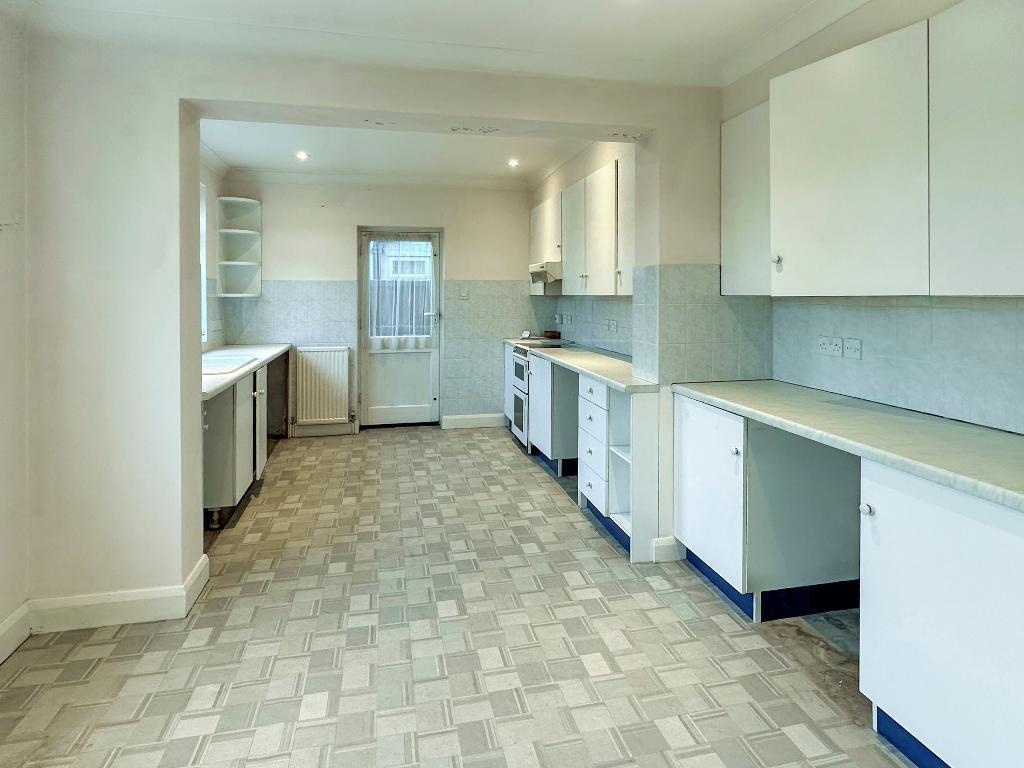 Property image for Lime Meadow Avenue, Sanderstead, South Croydon, CR2 9AR