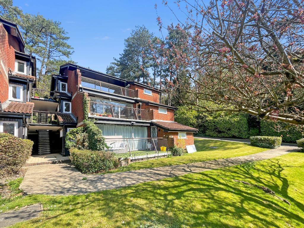 Main image of property: Succombs Hill, Warlingham, Surrey, CR6 9JQ