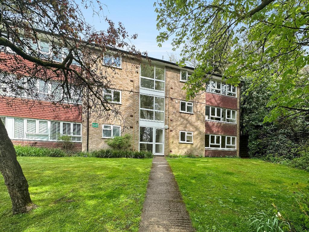 Main image of property: Succombs Hill, Warlingham, Surrey, CR6 9JG