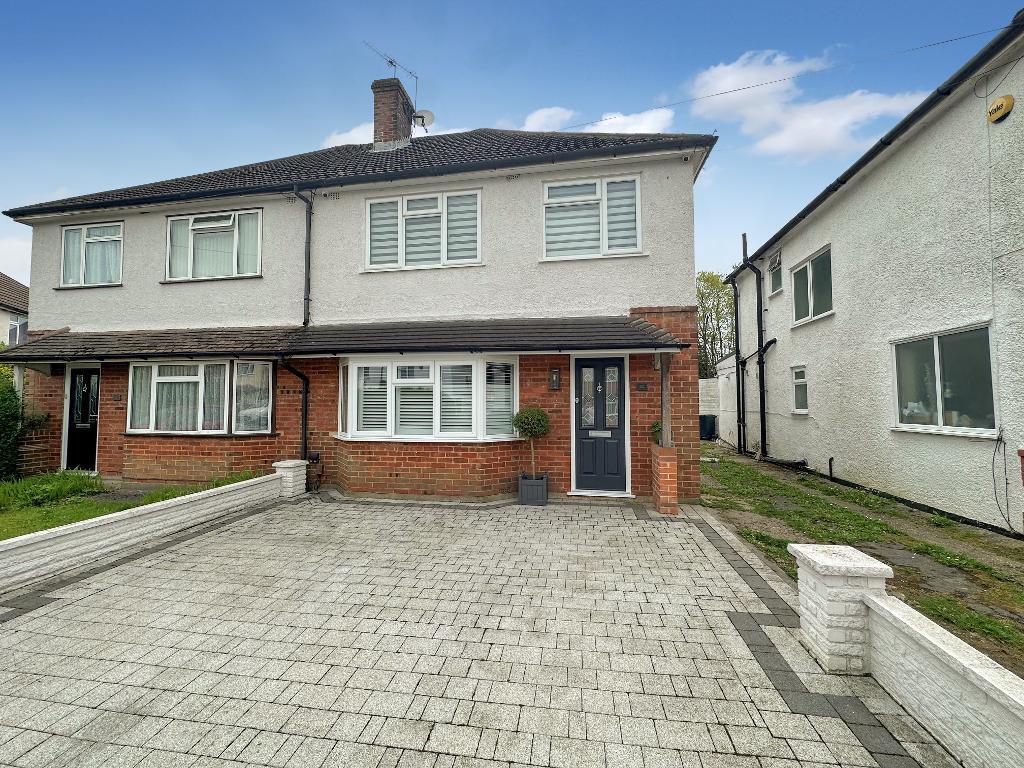 Main image of property: Harewood Gardens, Sanderstead, Surrey, CR2 9BG