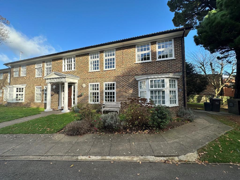 Main image of property: Addington Road, Sanderstead, Surrey, CR2 8RA