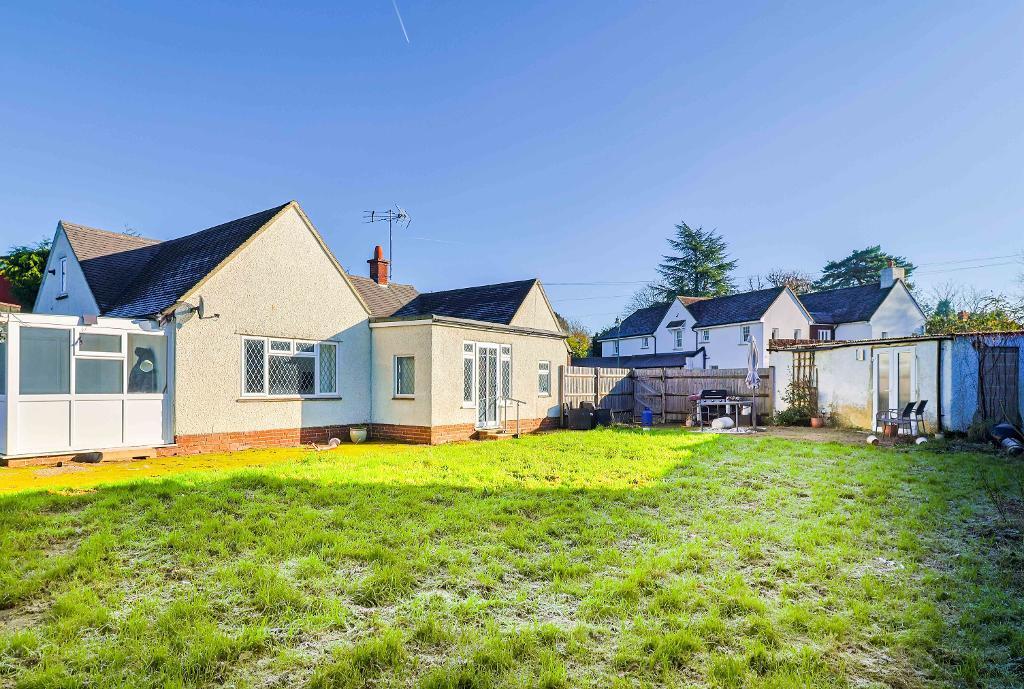 Main image of property: 22 Westhall Park, Warlingham, Surrey, CR6 9HS