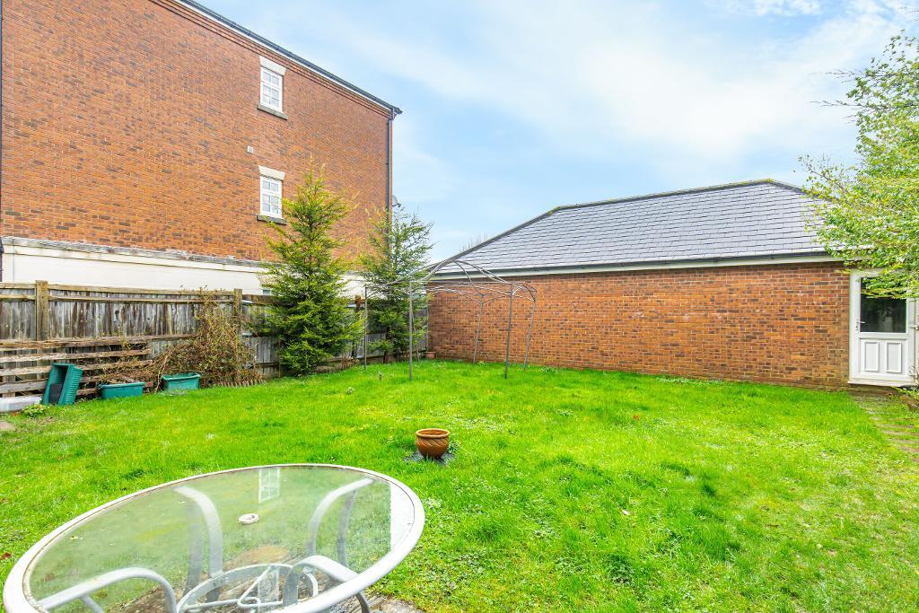 5 bedroom detached house for sale in Tower Place, Great Park
