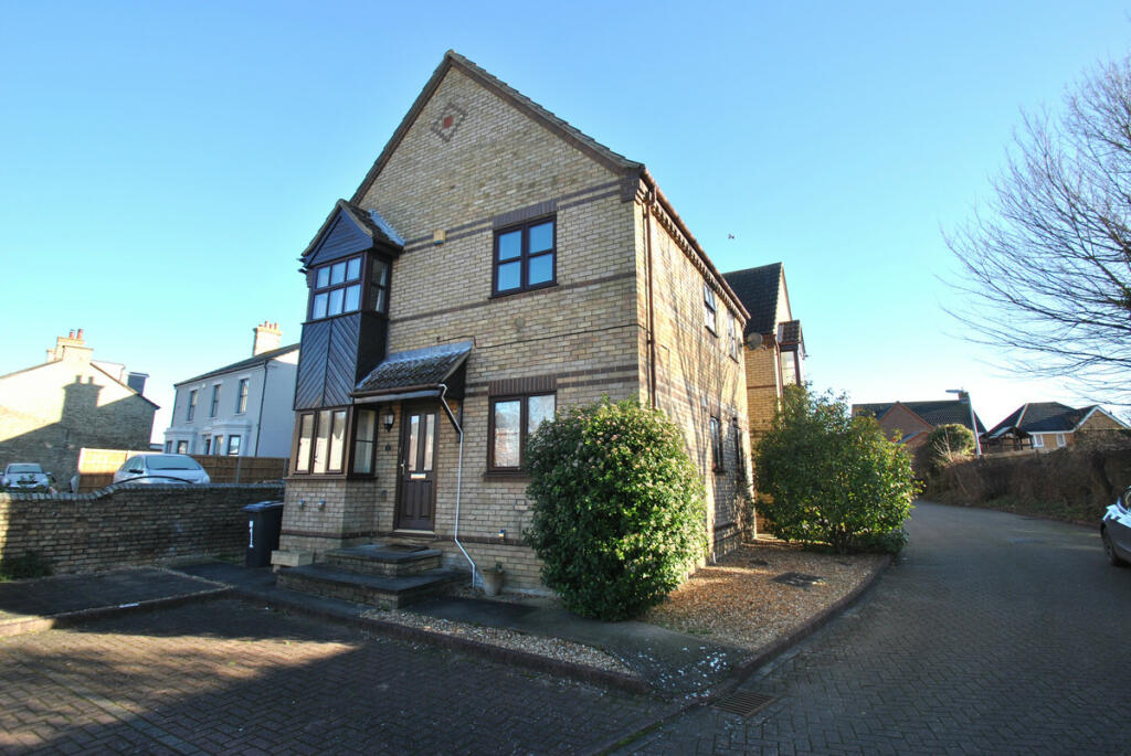 2 bedroom for sale in Wesley Close, Arlesey, SG15
