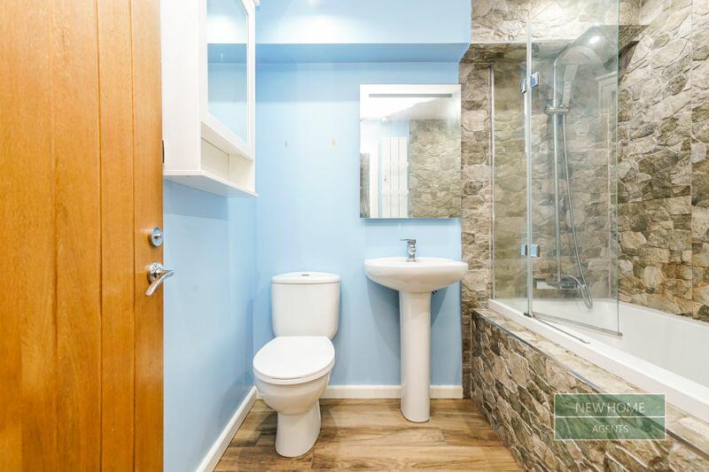 Additional property image - Park School Mews, Lime Street, Bingley, BD16 4RX