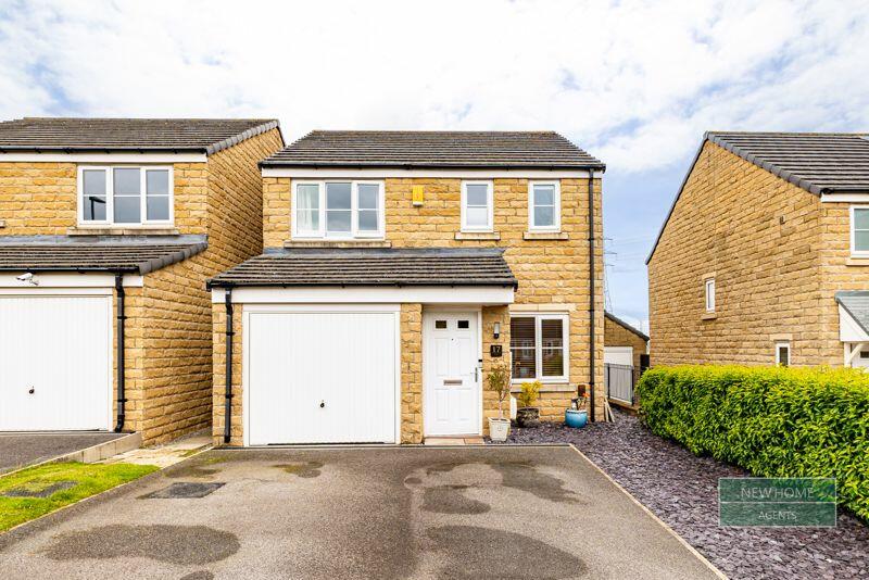 3 bedroom detached house for sale in Jericho Way, Oakes, Huddersfield