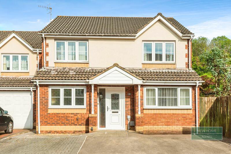 4 bedroom detached house for sale in Maes Dewi Pritchard, Brackla