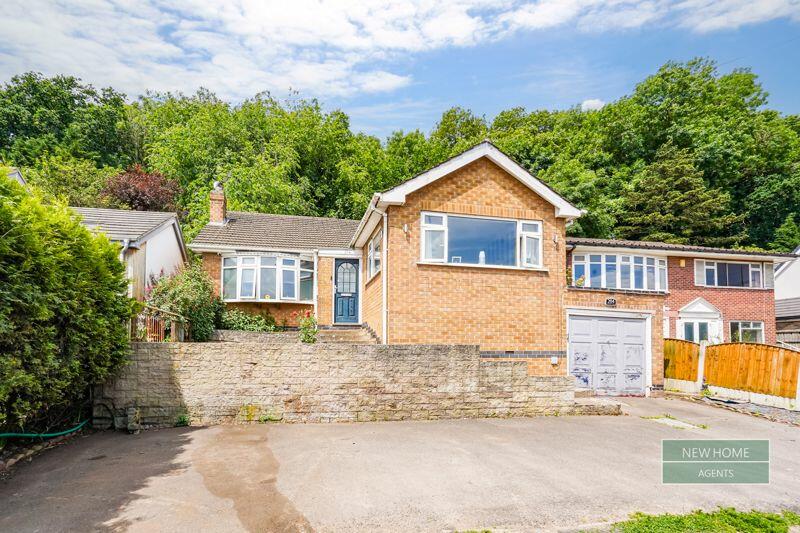 3 bedroom detached bungalow for sale in Nottingham Road, Burton Joyce, Nottingham, NG14 5BD, NG14