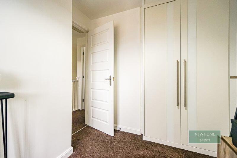 Additional property image - Beacon Hill, Braithwaite, Keighley, BD22 6FE