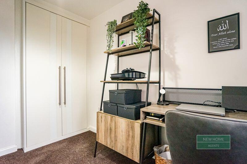 Additional property image - Beacon Hill, Braithwaite, Keighley, BD22 6FE