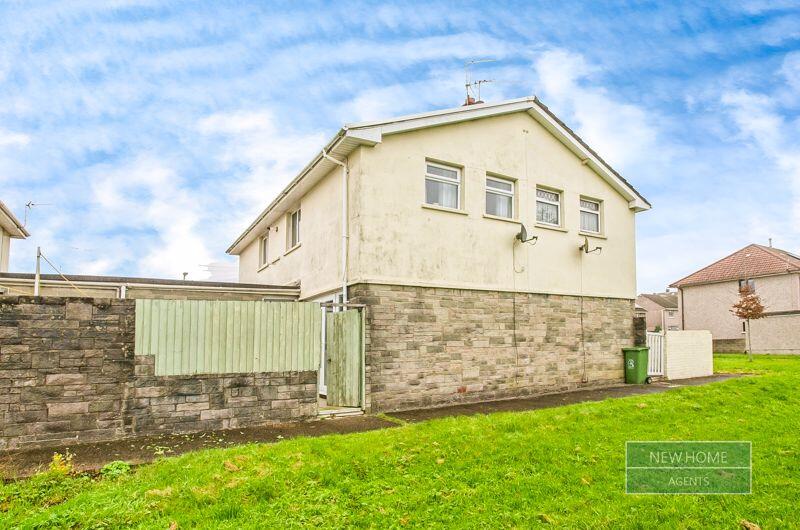 Additional property image - Min-Y-Nant, Pencoed, Bridgend, CF35 6YP