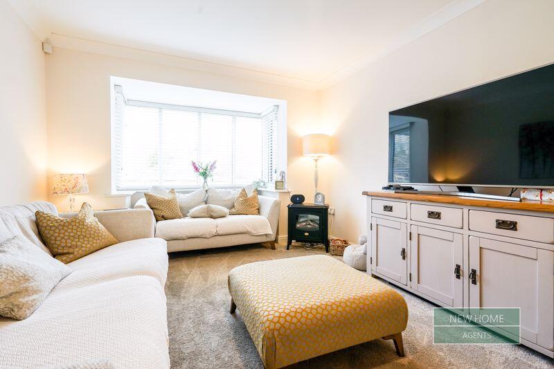 Additional property image - Balmoral Avenue, Heaton, Bolton, BL1 5UY