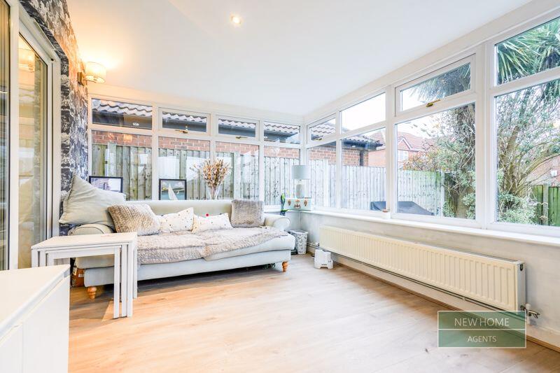 Additional property image - Parkham Close, Westhoughton, Bolton, BL5 2GT