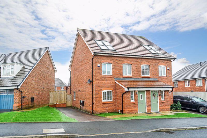 Main image of property: Mill Fold Gardens, Oldham, OL9 9FY