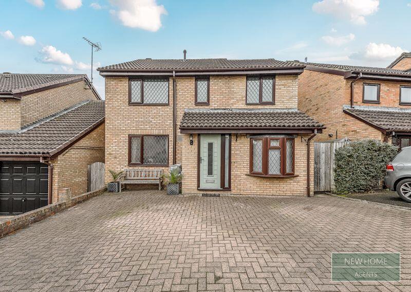 Main image of property: Chervil Close, Swindon, SN2 2RL