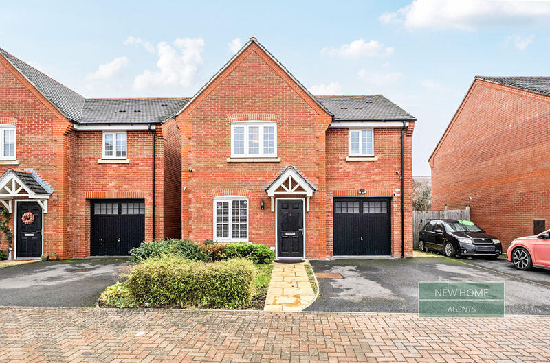 Main image of property: Chedworth Close, Stratford-upon-avon CV37 9EQ