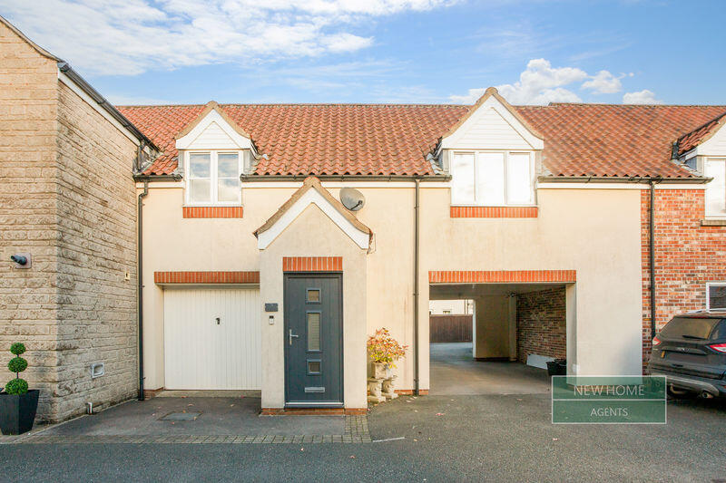 Main image of property: Lundy Gate, Portishead, BS20 7GS