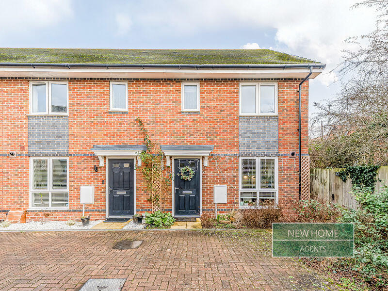 Main image of property: Fullbrook Avenue, Reading RG7 1FE 