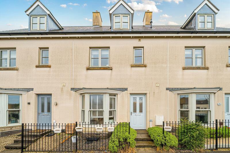 Main image of property: Lle Crymlyn , Llandarcy, Neath, SA10 6FZ