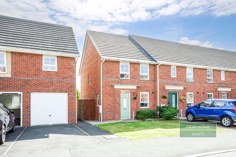 3 bedroom end of terrace house