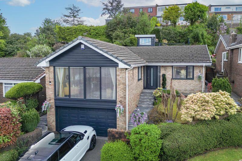 3 bedroom detached bungalow for sale in Wordsworth Crescent, Smithy