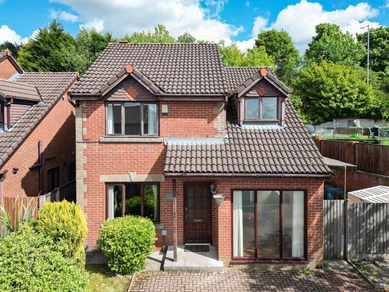 Main image of property: Green Park View, Oldham, OL1 4GP 