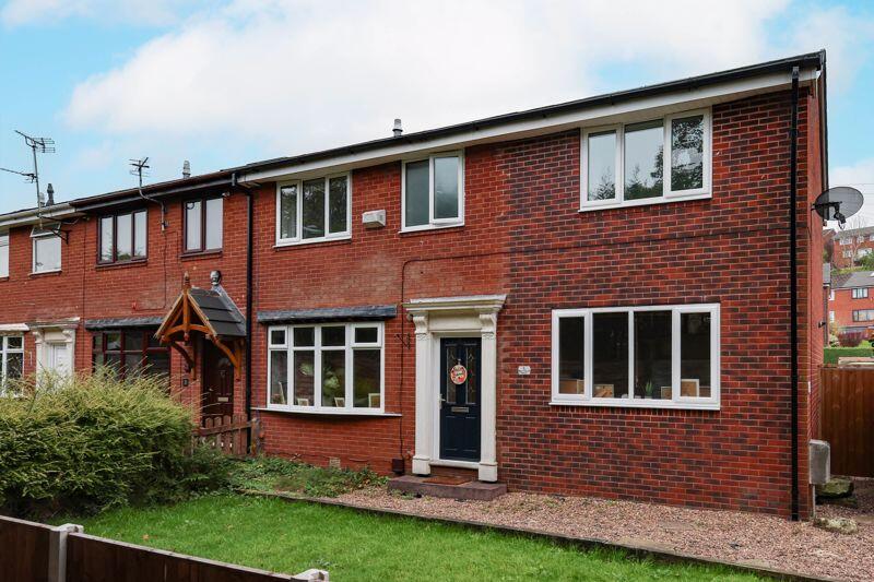 5 bedroom end of terrace house