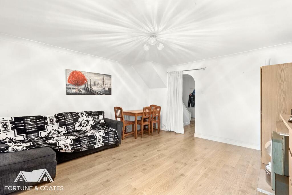Additional property image - Fold Croft, Harlow
