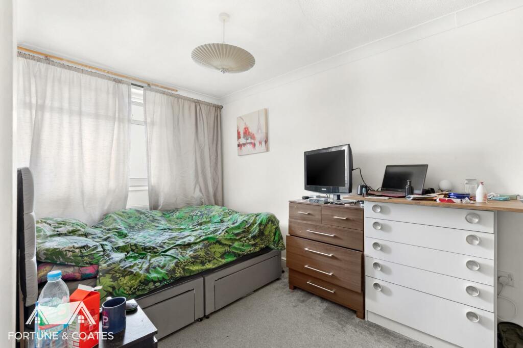 Additional property image - Fold Croft, Harlow